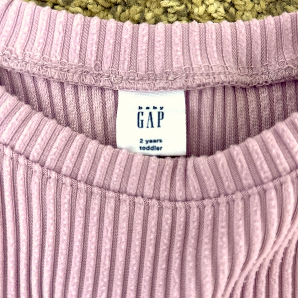 Gap toddler girls lilac sweater